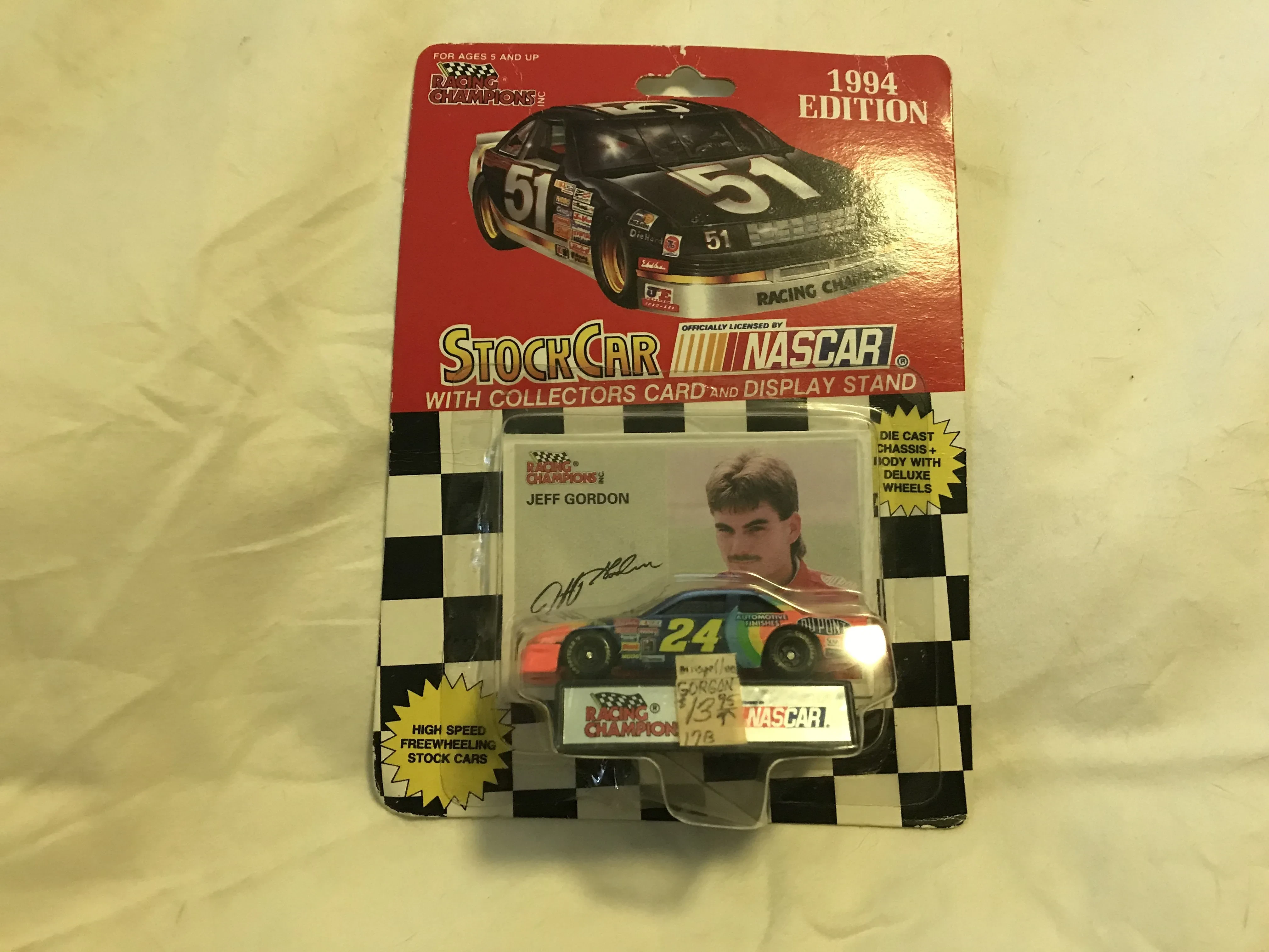 img/4187_so-how-much-dough-is-that-jeff-gordon-diecast-really-worth.webp