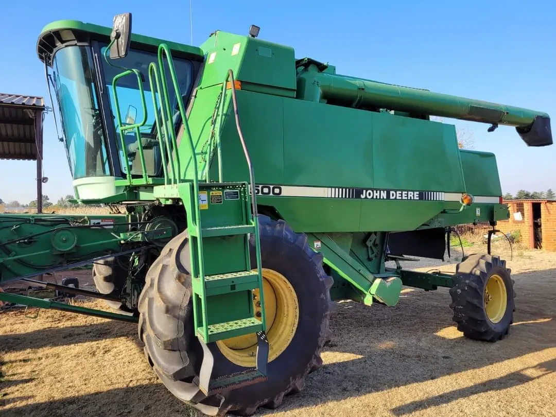John Deere Combine Harvester Diecast