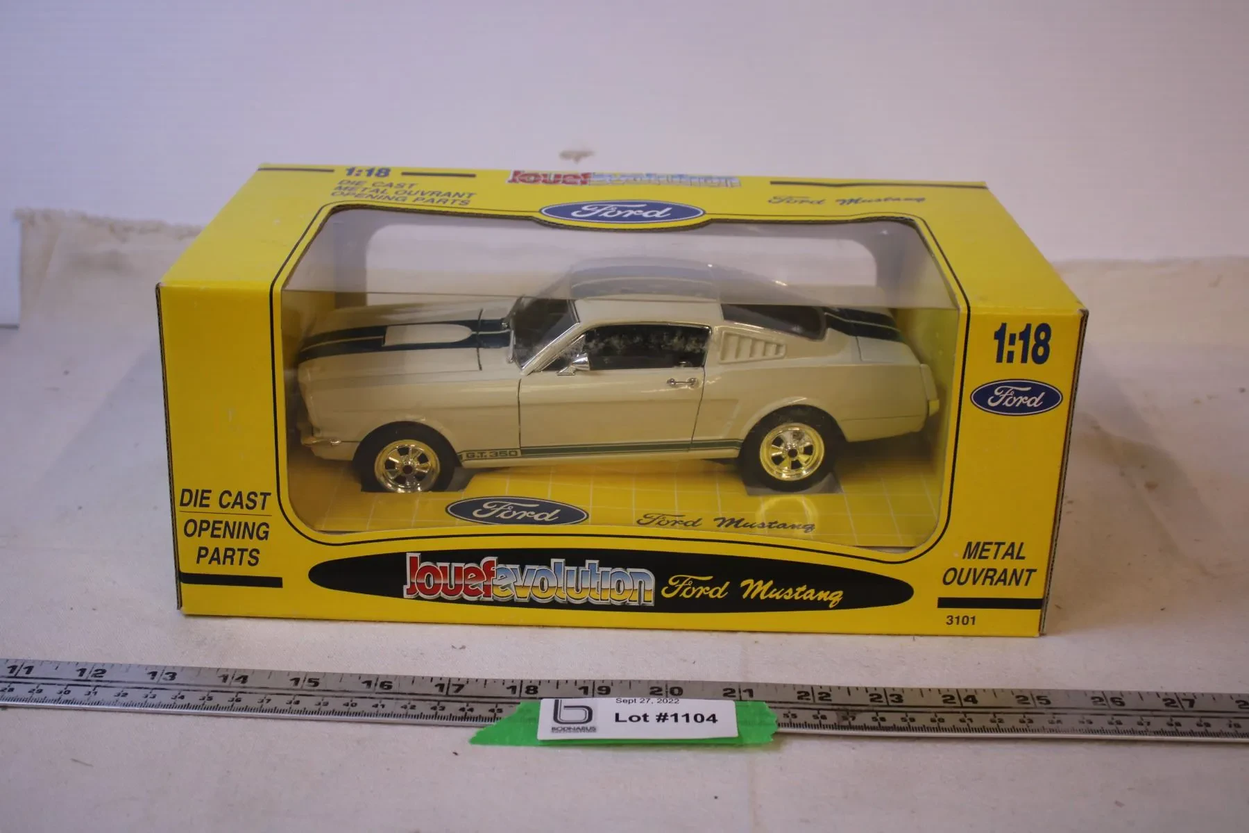 1 18 scale Mustang diecast