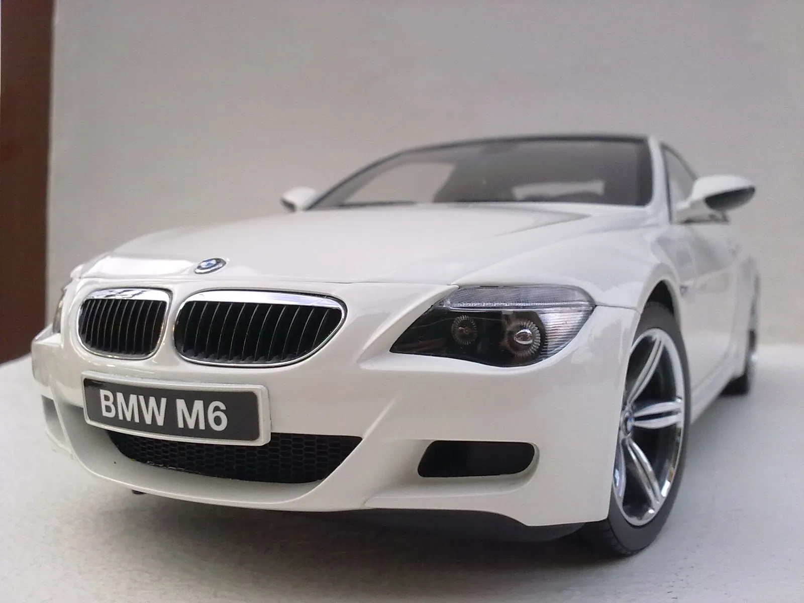 img/4216_awesome-old-bmw-diecast-cars-a-collectors-guide.webp