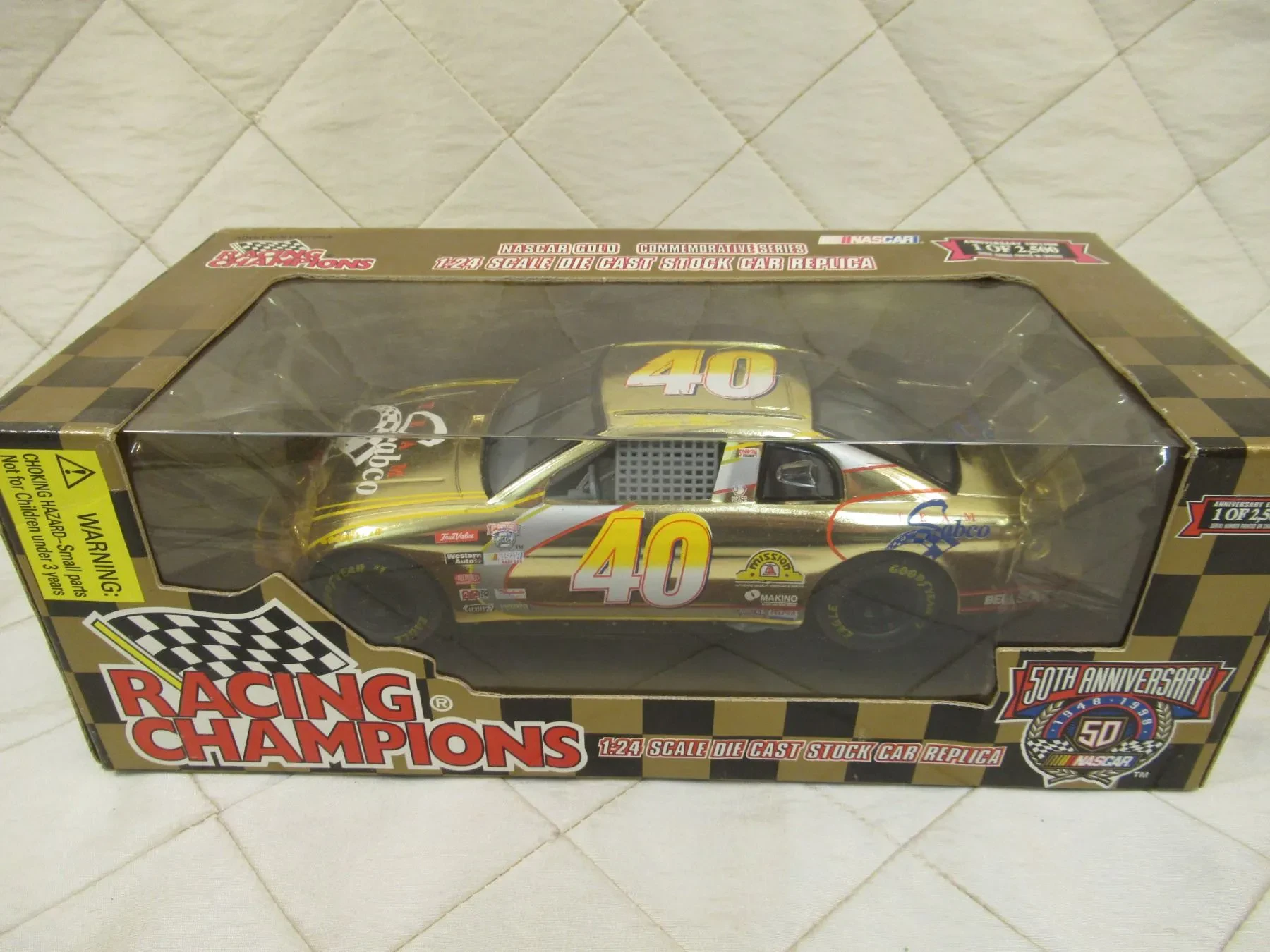 img/4225_nascar-champions-diecast-cars-a-collectors-dream.webp