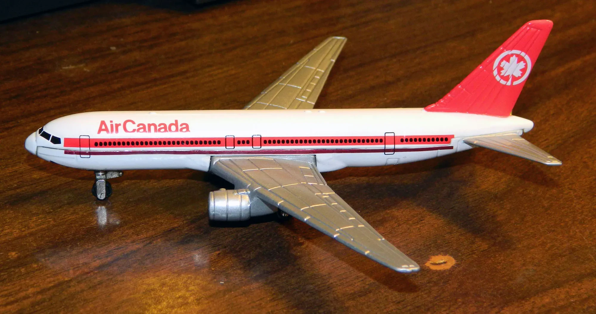 diecast airplane website
