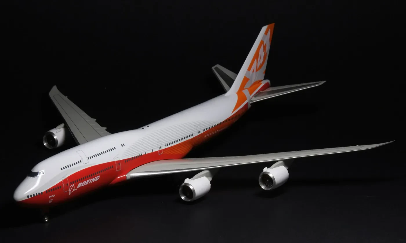 img/4241_dive-into-the-world-of-1-200-scale-diecast-aircraft-forums-lets-explore.webp