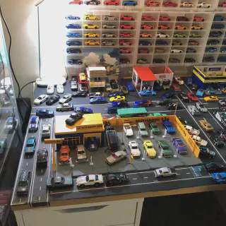 img/4287_diecast-3-cars-a-collectors-delight.webp
