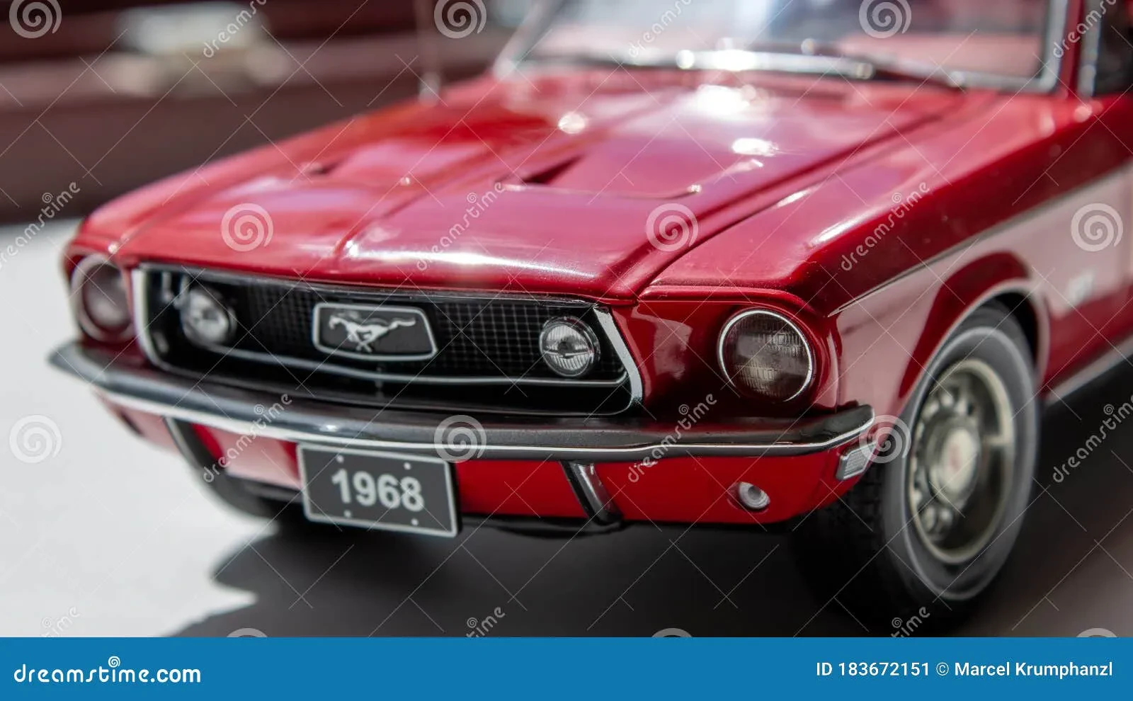 Ford Mustang diecast