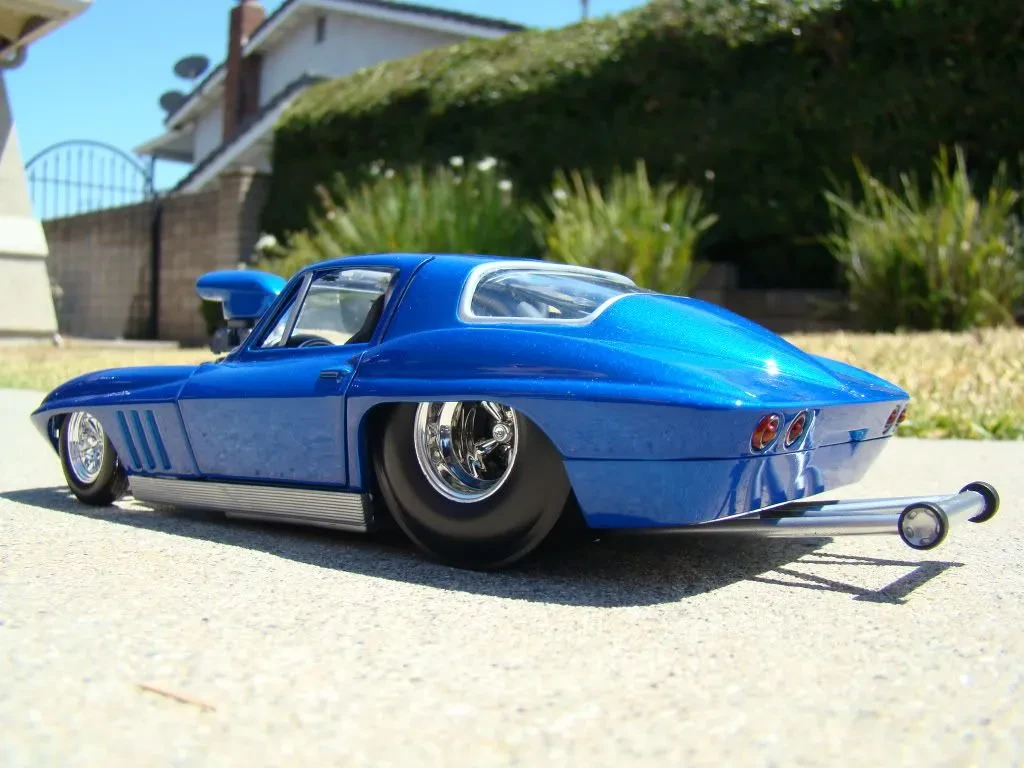 Collection of 1 18 diecast cars