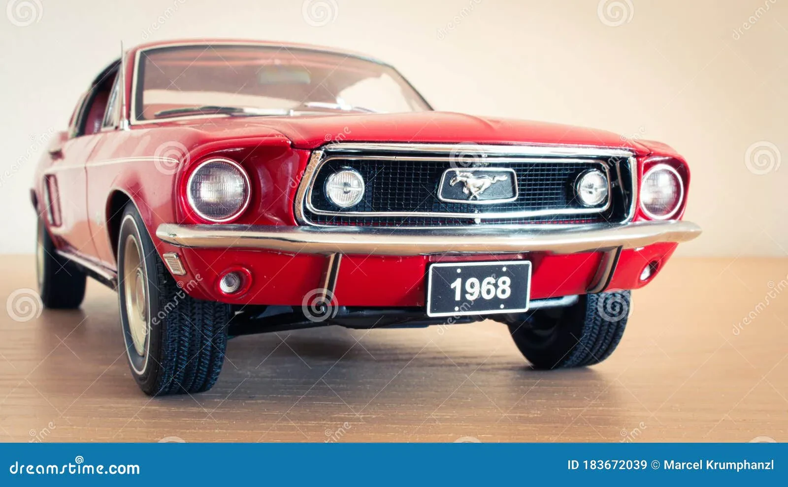 Authentic Collectables V8 Supercars Mustang Diecast