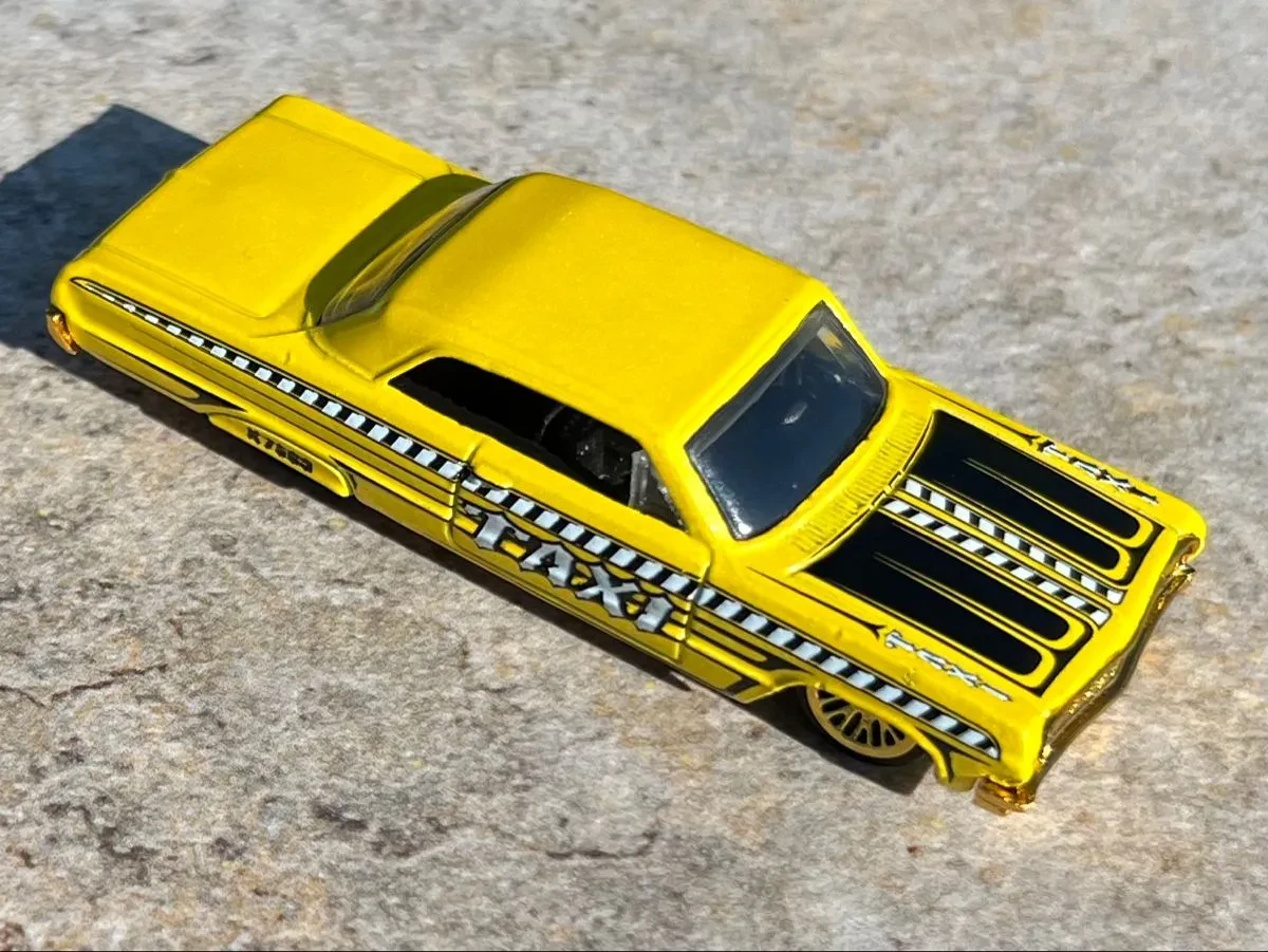 img/4338_sweet-rides-a-deep-dive-into-diecast-1964-impalas.webp