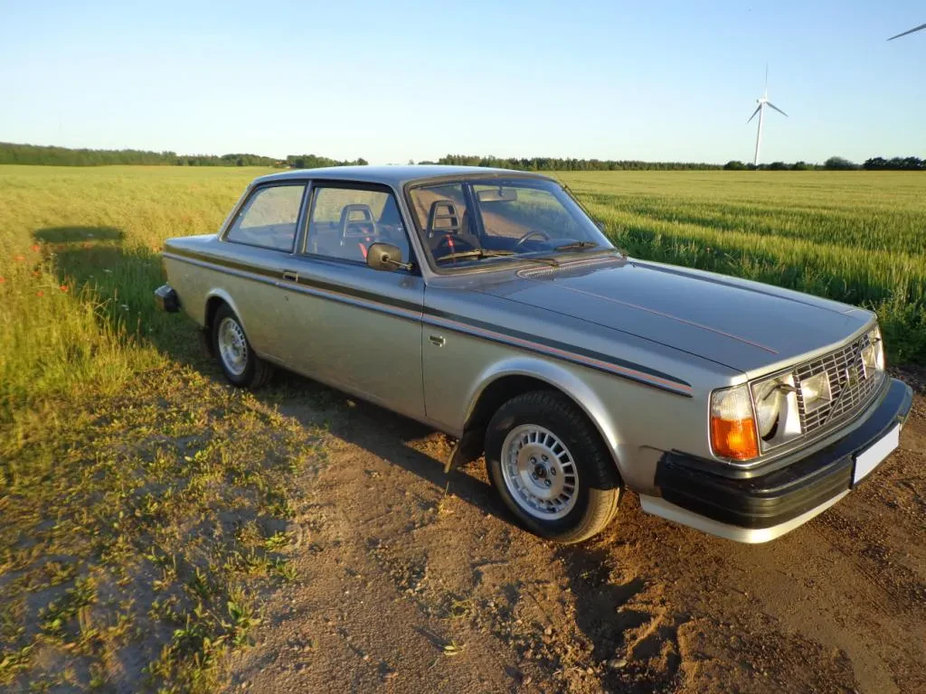Volvo 242 GT Diecast