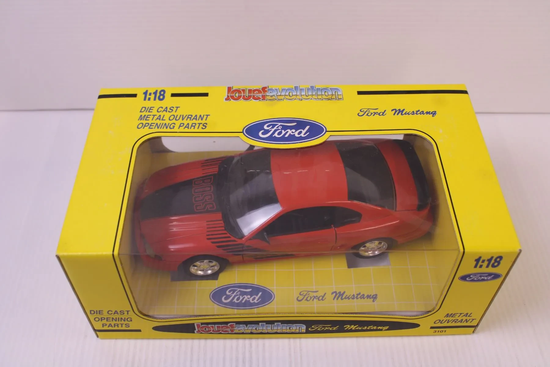 Ford Mustang 1 18 diecast front view