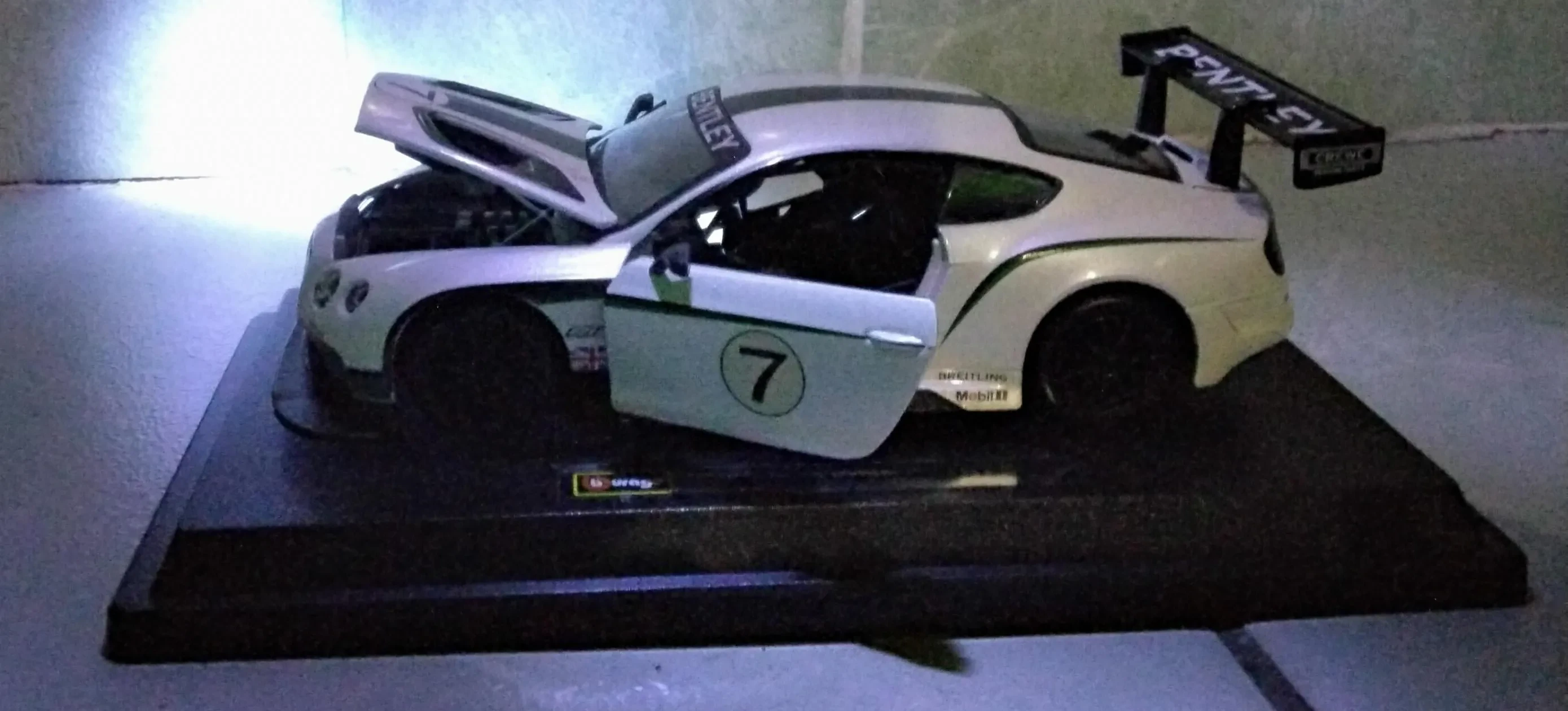 Bburago Bentley diecast model