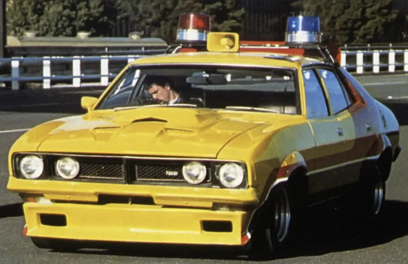 img/4437_mad-max-interceptor-jacket-a-collectors-dream.webp