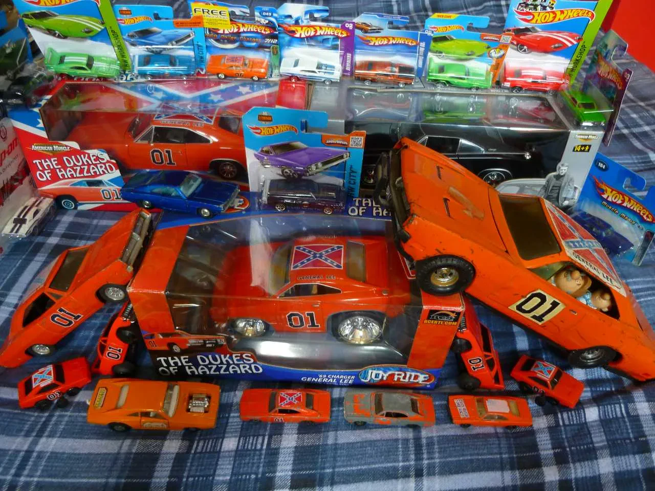 dodge charger diecast