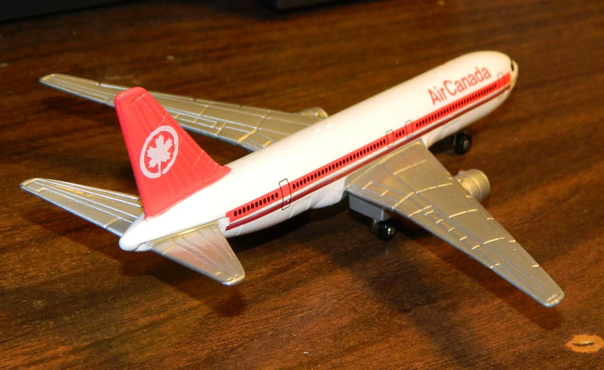 Diecast model airplane store