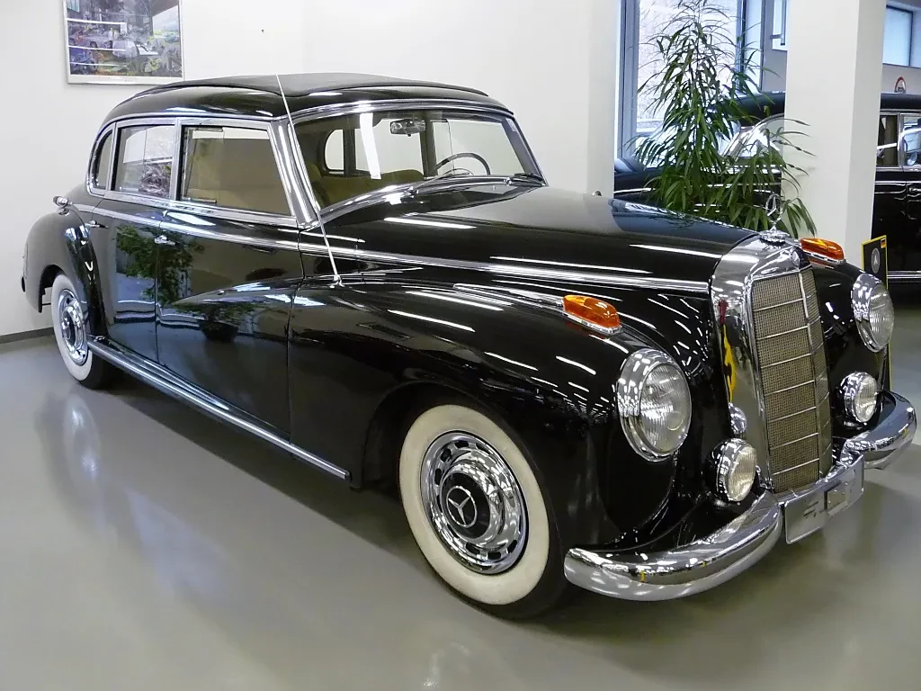 Mercedes 300 Adenauer