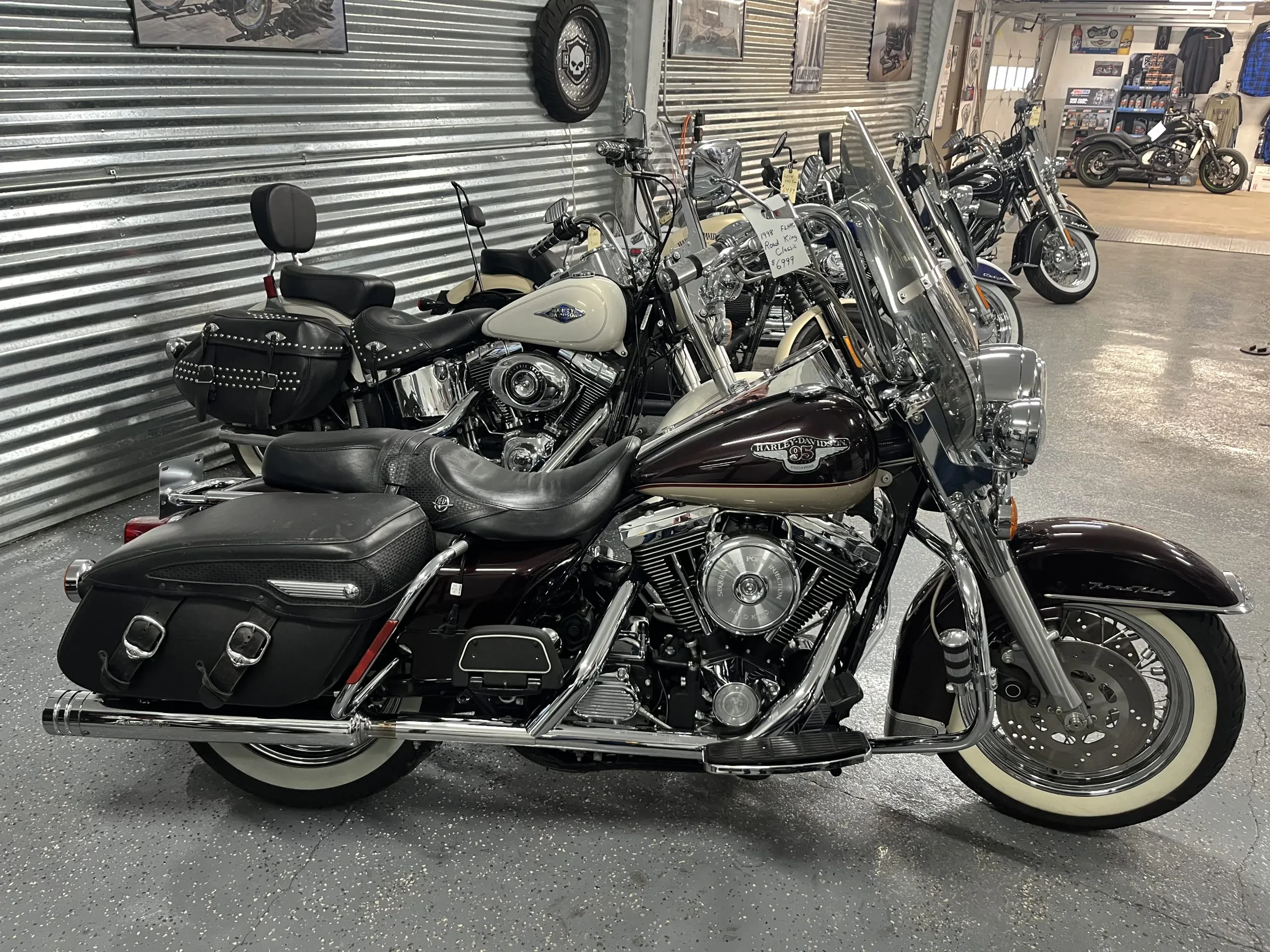 Road King Diecast Collection