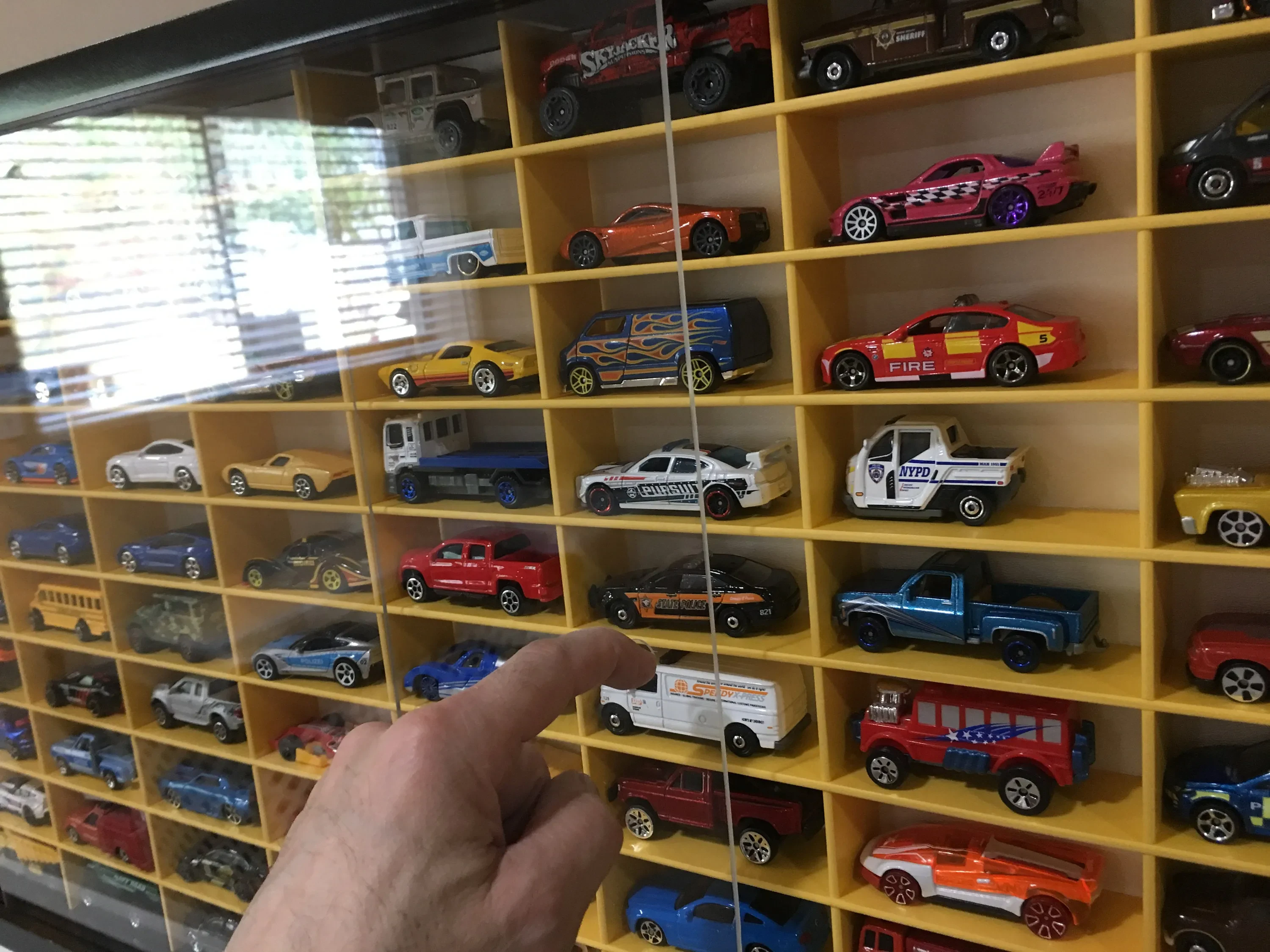 diy diecast model display case