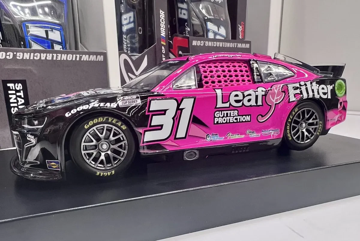 Lionel Racing website
