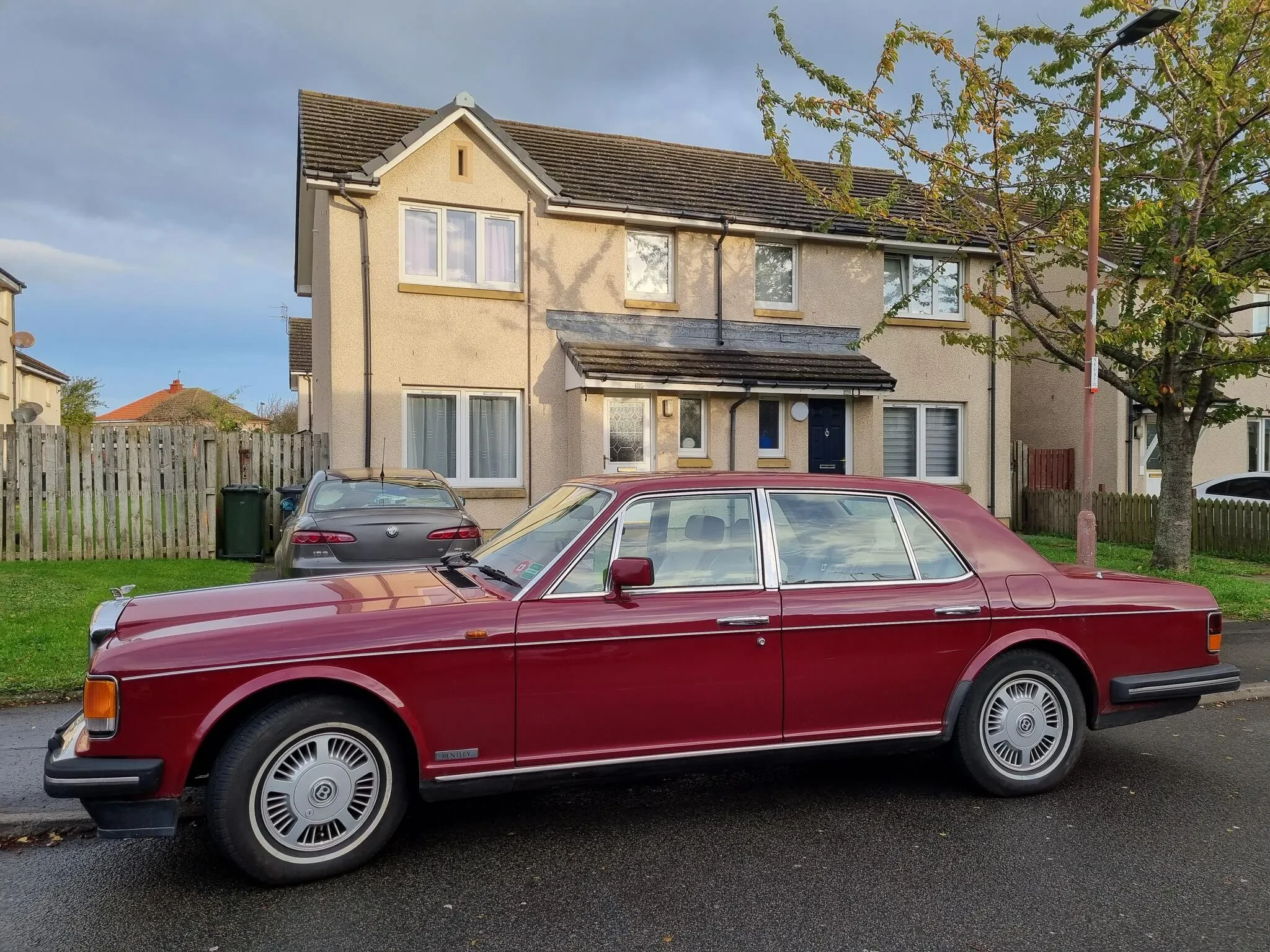 img/4530_diecast-cars-in-edinburgh-a-collectors-guide.webp