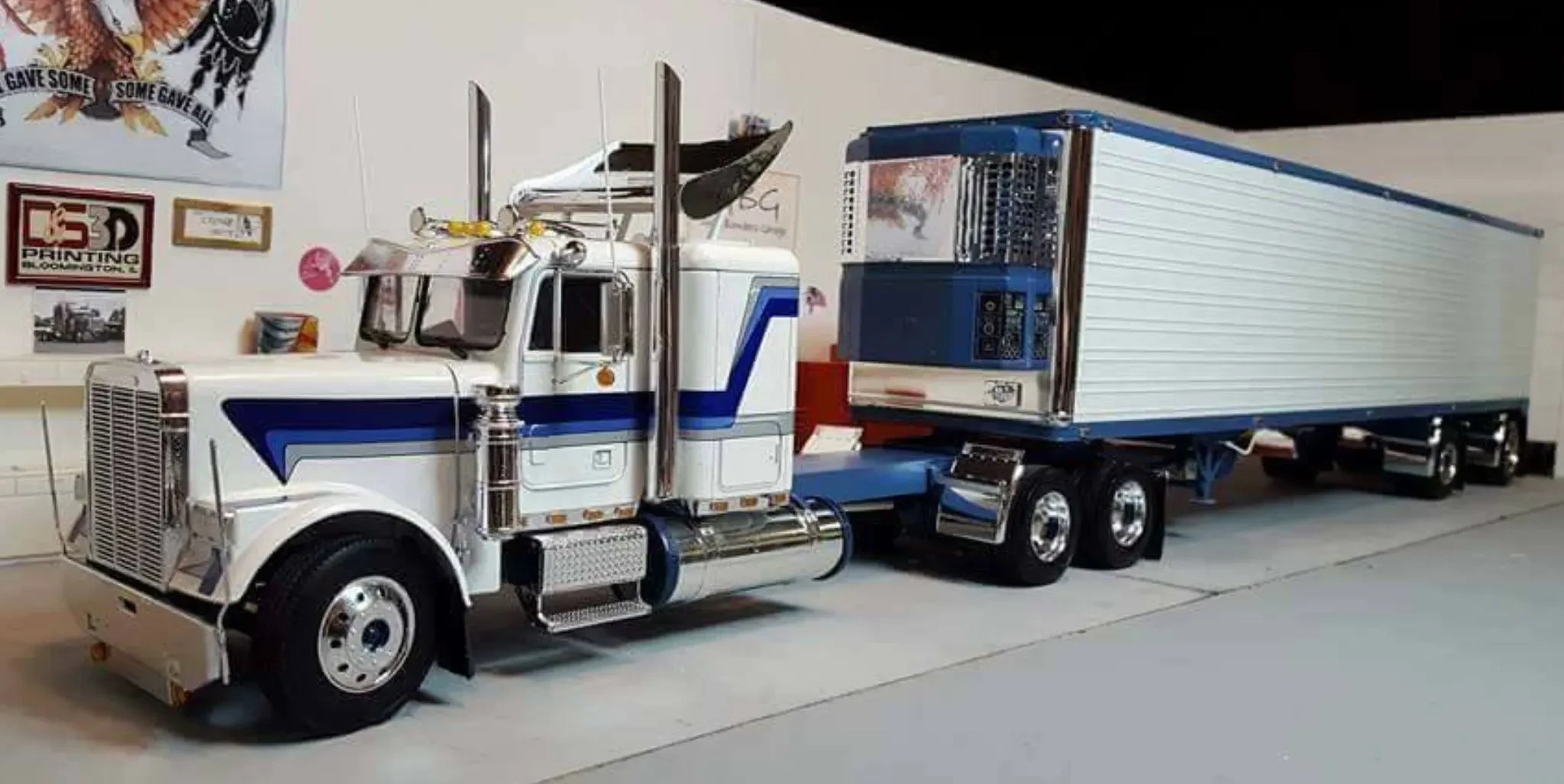img/4555_so-youre-thinking-about-collecting-118-scale-diecast-trucks-huh-lets-talk-about-it.webp