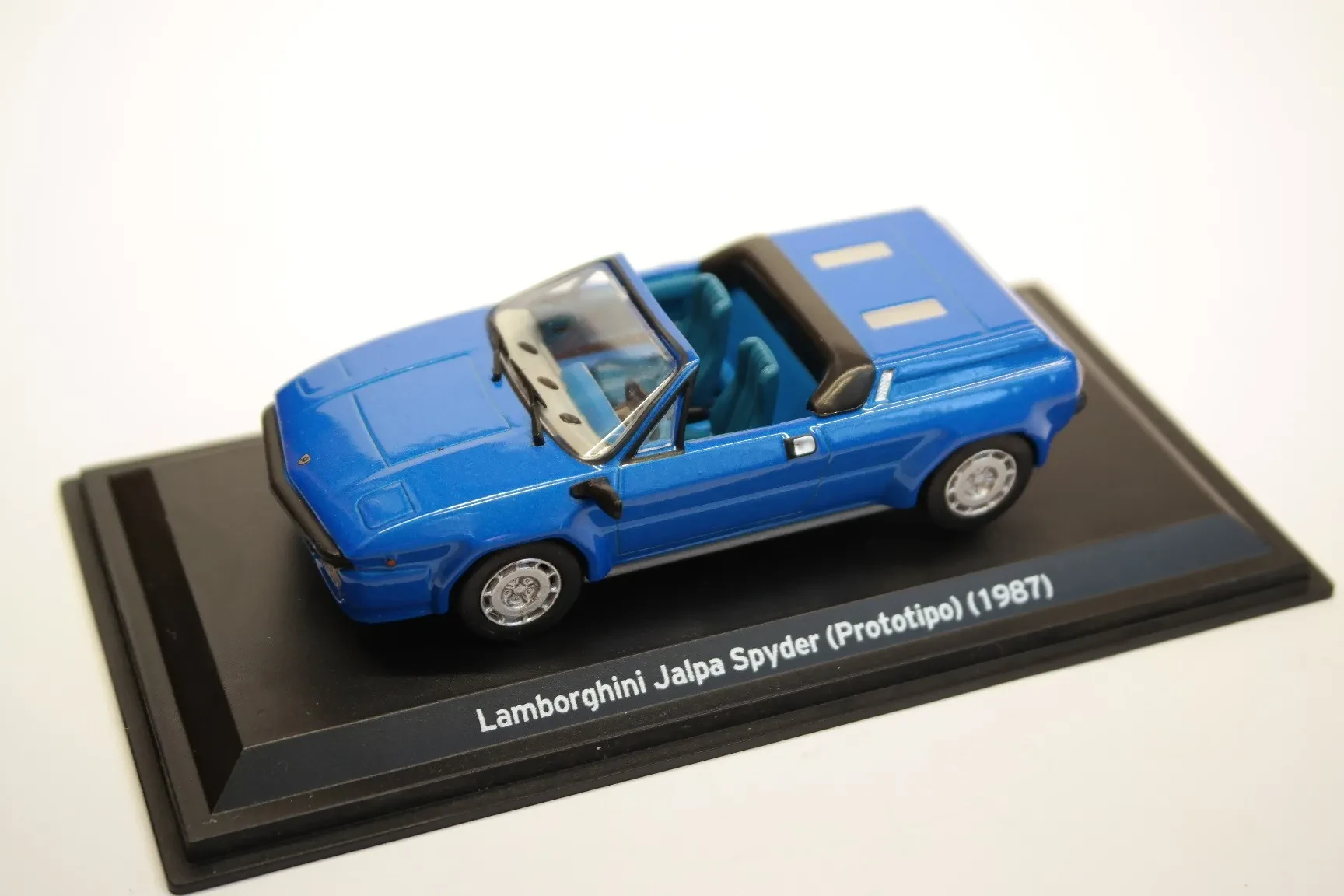 Lamborghini Jalpa Diecast 1:18