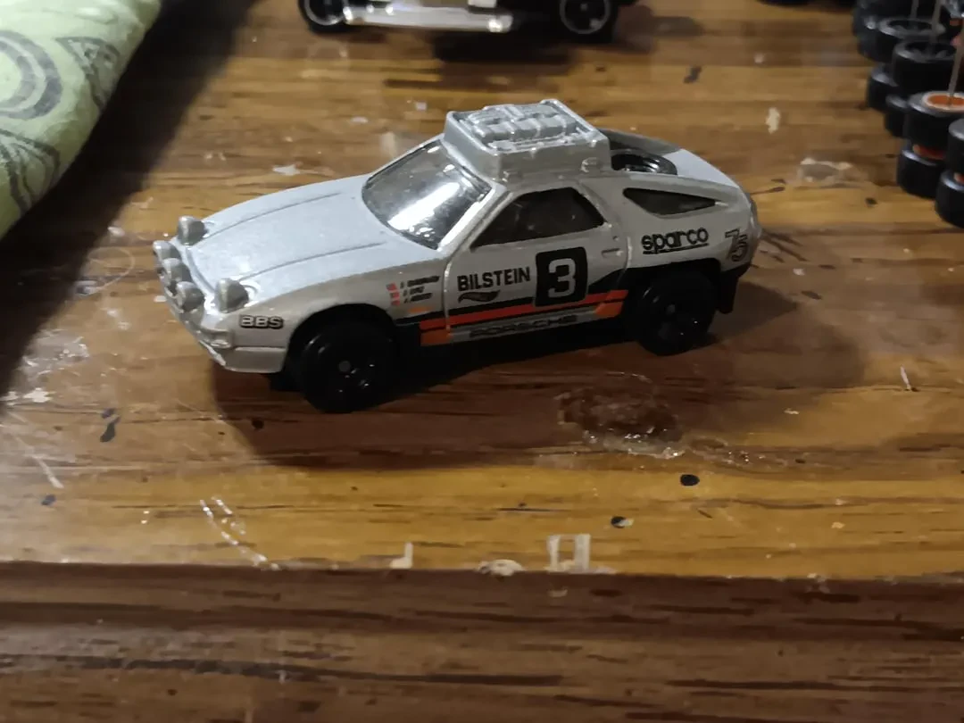 Diecast car wheel swap