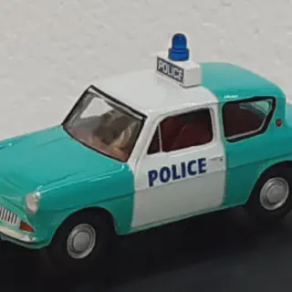 img/4580_oxford-diecast-ford-anglia-a-collectors-dream.webp