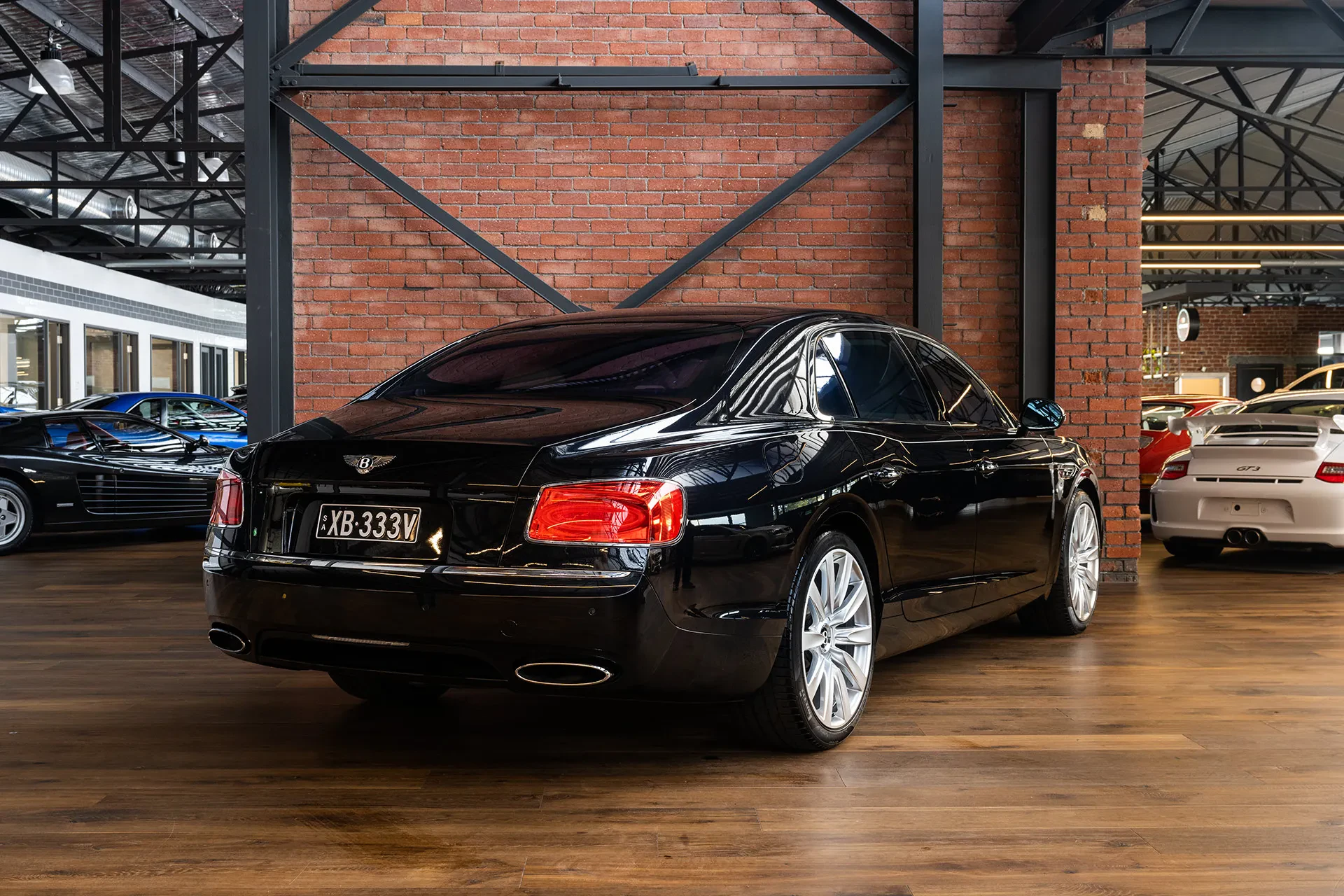 bentley flying spur diecast display case