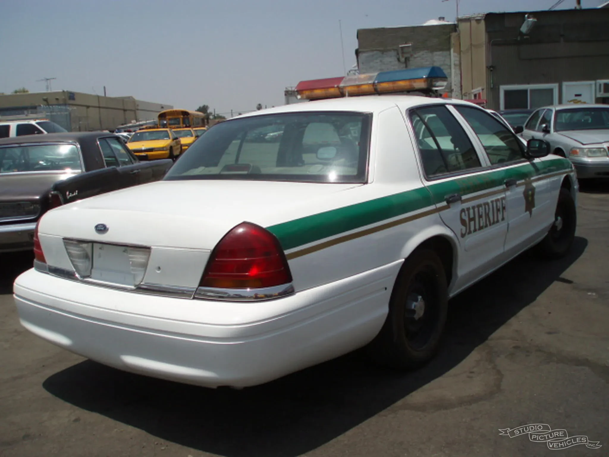 diecast ford crown victoria sheriff car
