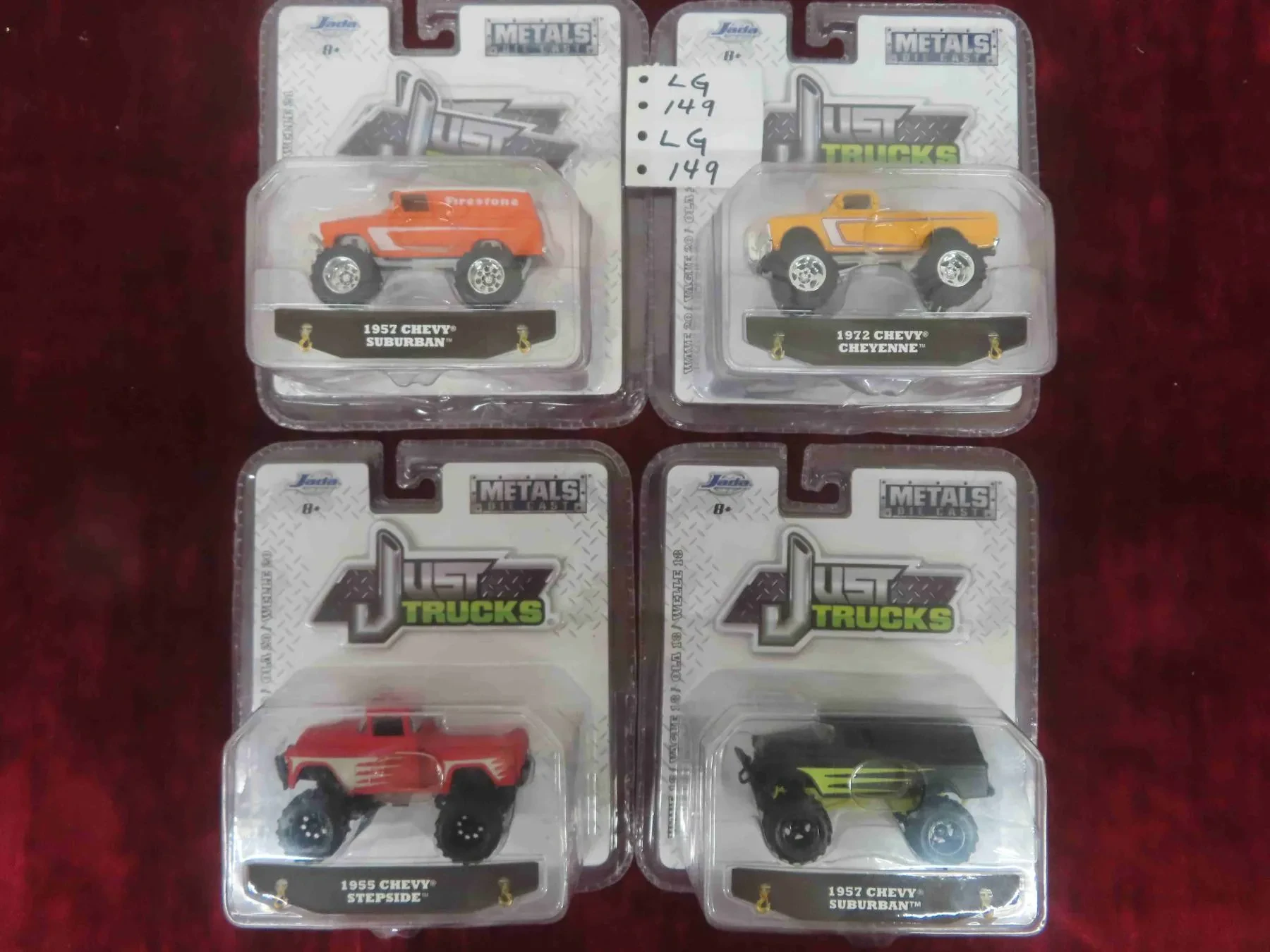 img/4589_diecast-metal-trucks-a-deep-dive-into-miniature-haulers.webp