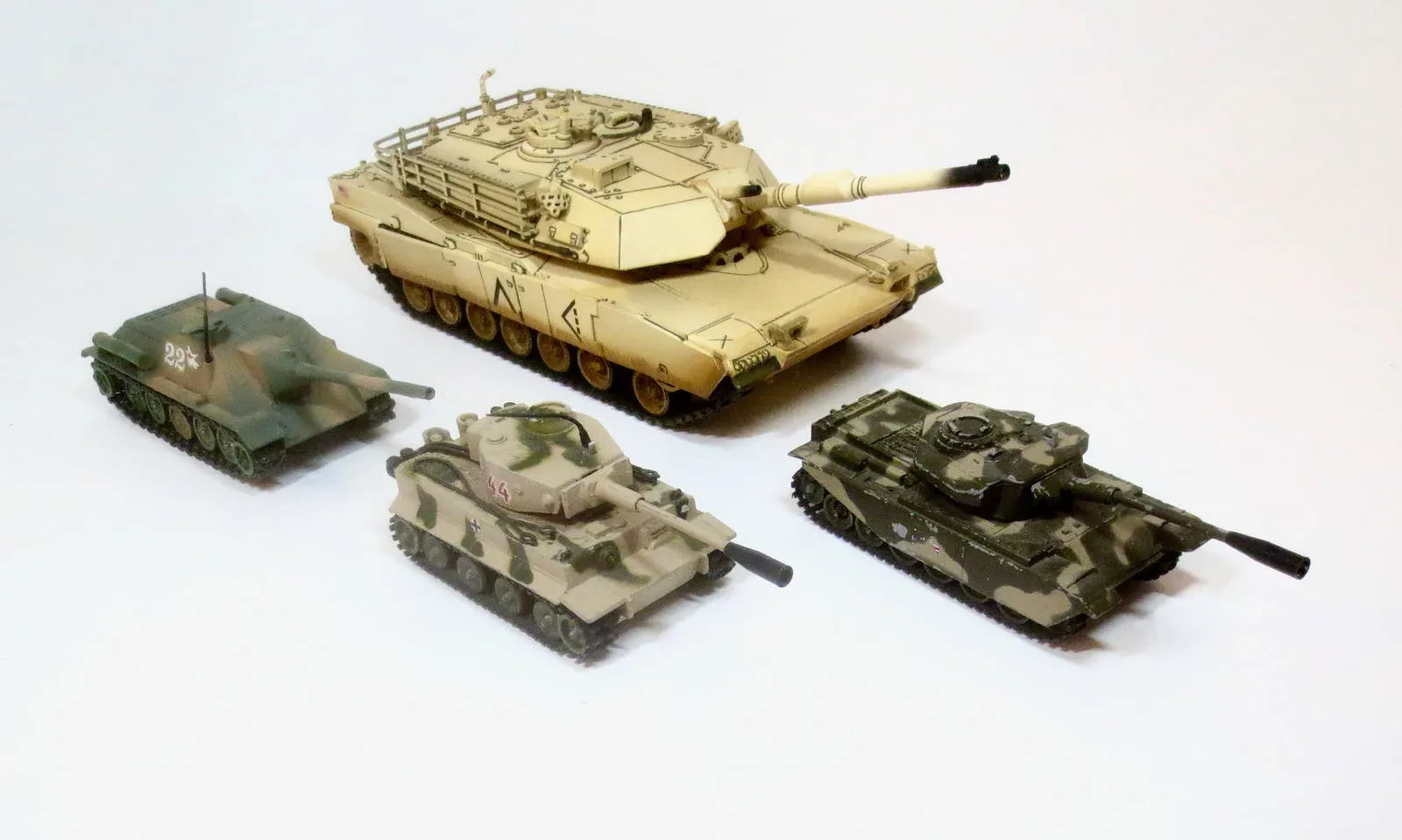 img/4590_dragons-little-beasts-a-look-at-dragon-diecast-tank-models.webp