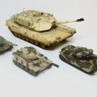 img/4590_dragons-little-beasts-a-look-at-dragon-diecast-tank-models.webp