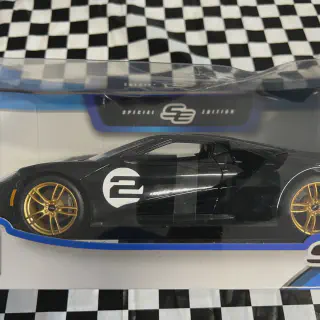 img/4571_chasing-miniature-dreams-a-guide-to-diecast-toys-in-orlando-2024.webp
