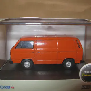 img/4362_small-scale-big-appeal-diving-into-the-world-of-176-diecast-police-cars.webp