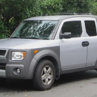 img/4236_lets-talk-about-those-awesome-diecast-honda-element-cars.webp