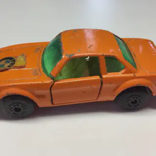 img/4468_lets-crack-open-some-tiny-cars-unboxing-diecast-models.webp