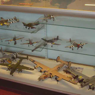 img/4268_diving-deep-into-the-world-of-in-air-diecast-more-than-just-little-cars-flying-around.webp