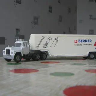 img/4346_lets-chat-about-the-talking-mack-diecast-set-shall-we.webp