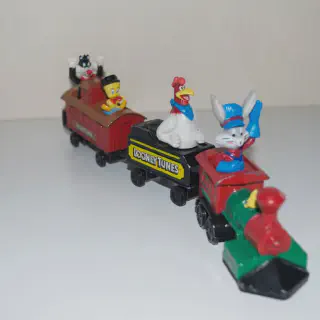 img/4365_zooming-through-nostalgia-a-look-at-ertl-looney-tunes-diecast-cars.webp